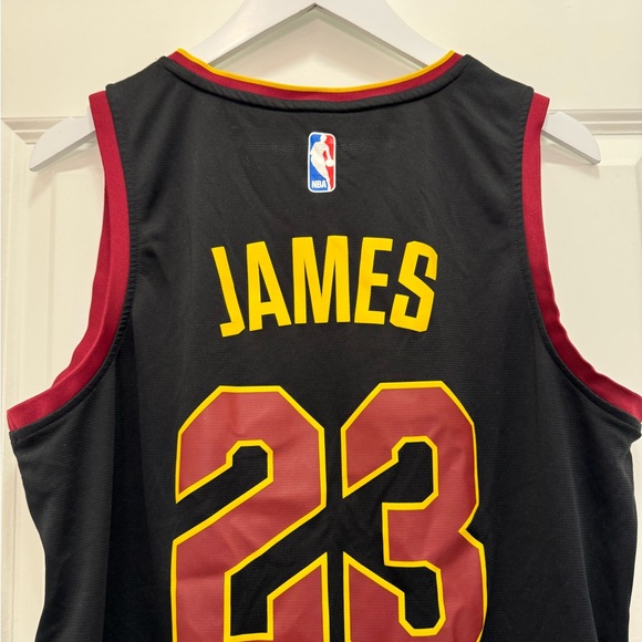 Lebron James Fanatics NBA Cavaliers 23 Statement Jersey - Picture 6 of 9